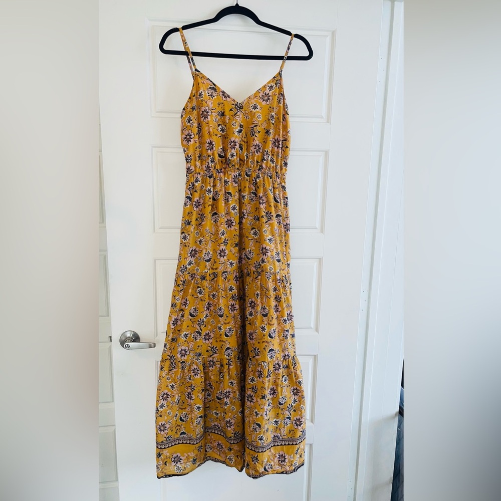 Evereve Gold Floral Maxi Dress Size Medium